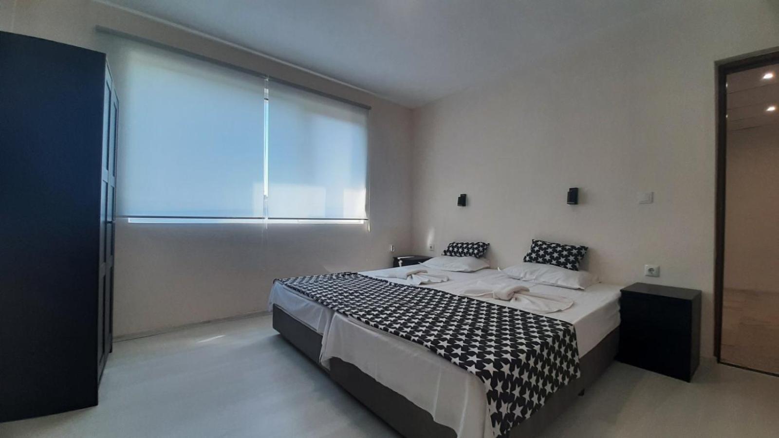 Apartment Icovi ヴァルナ エクステリア 写真